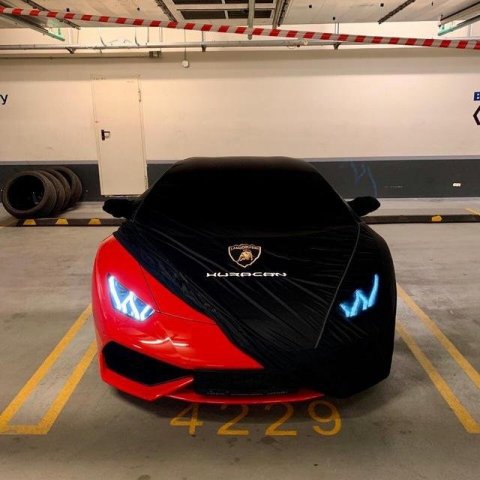 The luxury of money