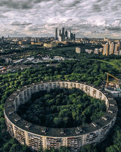 Из села в столицу